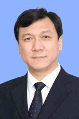 高大伟