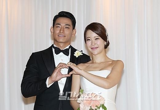 白智英丈夫郑锡元承认吸毒 在机场被紧急逮捕