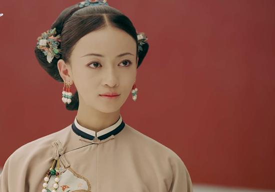 刚红就飘了？央视凌晨发文点名"璎珞"吴谨言团队耍大牌
