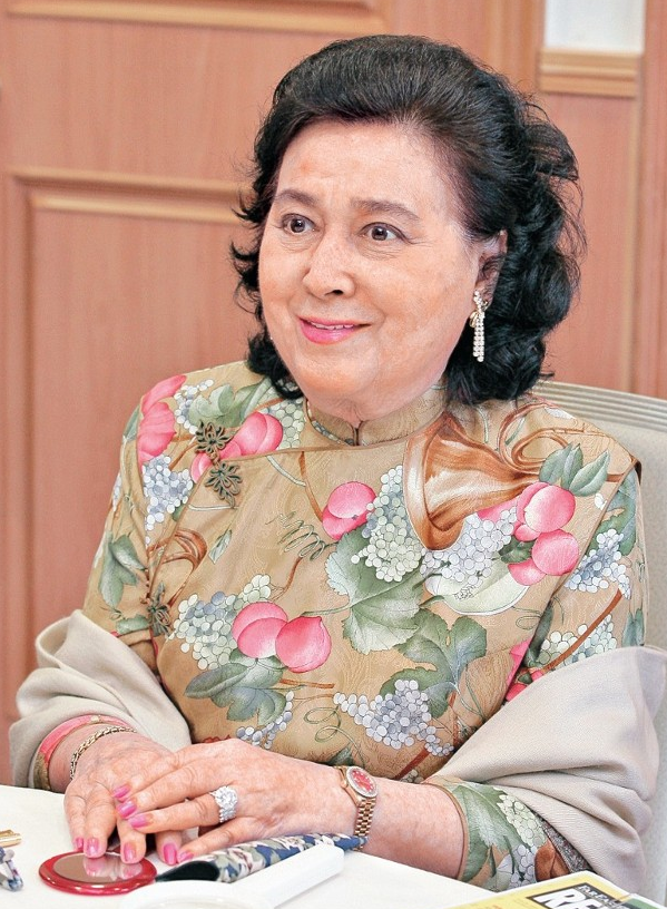 揭赌王妹妹何婉琪偏心 私生女麦慧玉亲述童年遭遇