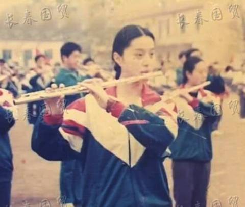 范冰冰中学旧照曝光 清秀漂亮能吹会唱