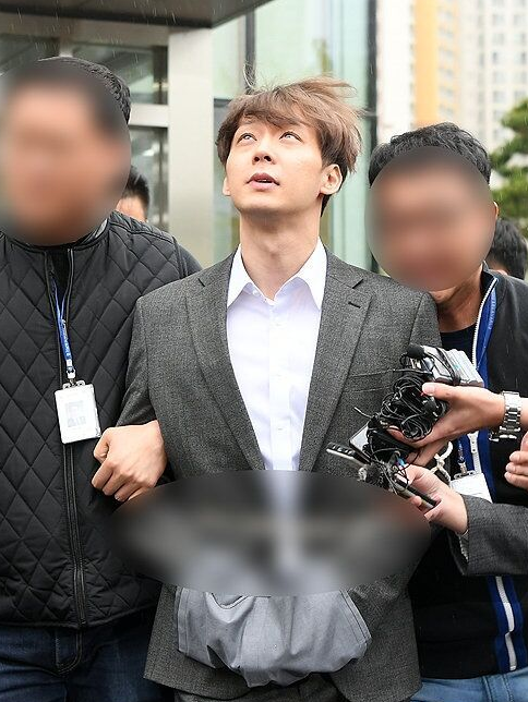 朴有天被拘捕后首接受调查 警方继续追查毒品去向