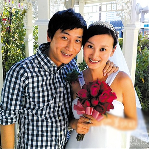 李好爱妻郭晓敏似叶一茜 遭戴军微博调侃
