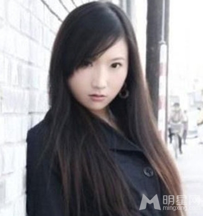 乐嘉娇妻爱女私房照曝光 美艳娇容获赞仙女