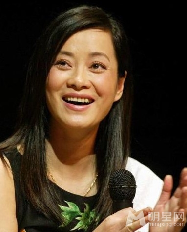 毛阿敏早年不顺想自杀 被父亲规劝放弃念头