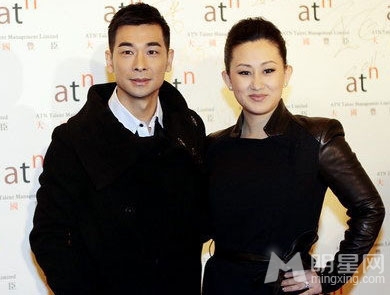 赵文卓与妻子张丹露合捐20万 青基会微博感谢