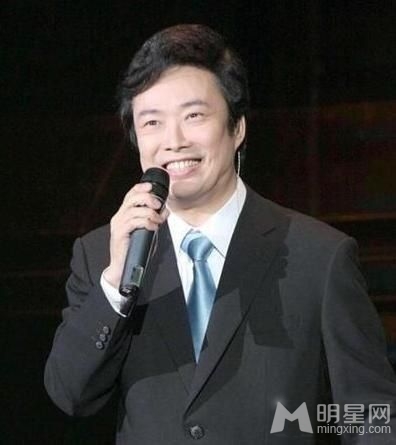 费玉清深受情伤不敢再爱 独自一人黯然神伤