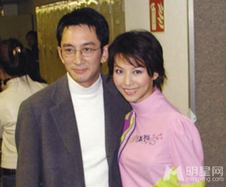 蔡少芬承认吴启华曾向自己表白 夸其是好心人