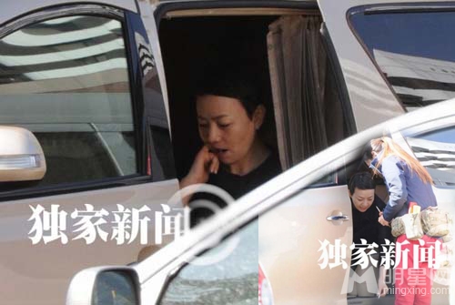 宋丹丹保姆车内玩自黑 挑牙缝抽烟拒上春晚