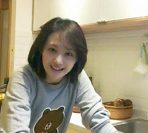 郑爽素颜直播