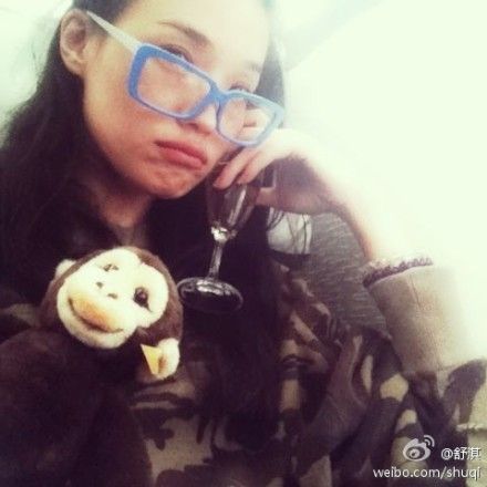 舒淇无奈嘟嘴