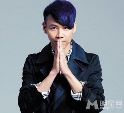 陶喆宣布将当新郎 女友Penny备受陶母喜爱