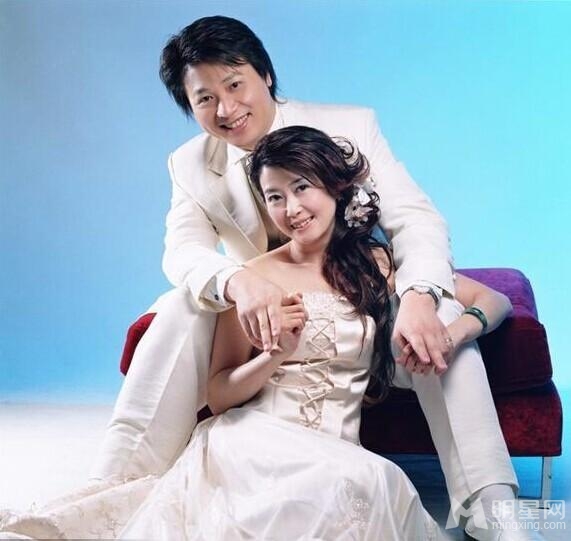 孟庭苇前夫否认恋小三 开会披露离婚内情