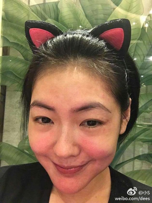 小S喝酒脸红