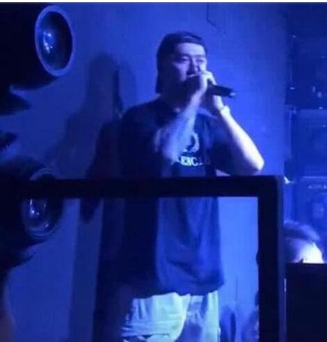 蒋劲夫被曝酒吧当DJ！网友：自暴自弃了？