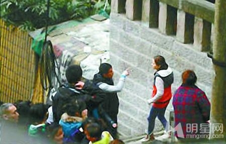 在重庆拍摄《宝马狂想曲》