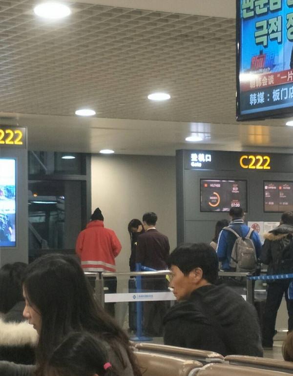 杜海涛沈梦辰韩国约会 小情侣甜蜜同框