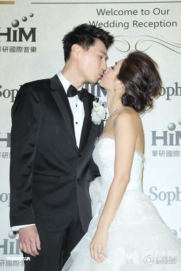 新婚Ella“卖身”还房贷 欧洲蜜月无限期延后
