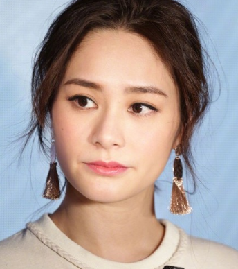 阿娇否认婚期