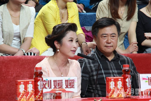 刘媛媛做客星光大道为选手们助梦护航