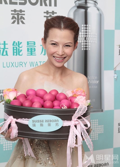 蔡少芬望演甄嬛传续集 现场大秀迷人好身材