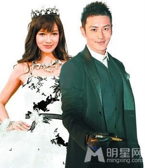 黄晓明遭韩红调侃脸红 baby微博高调调情