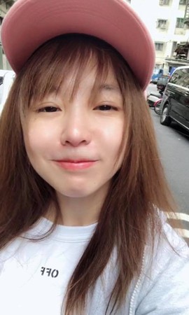 郭书瑶晒自拍.jpg