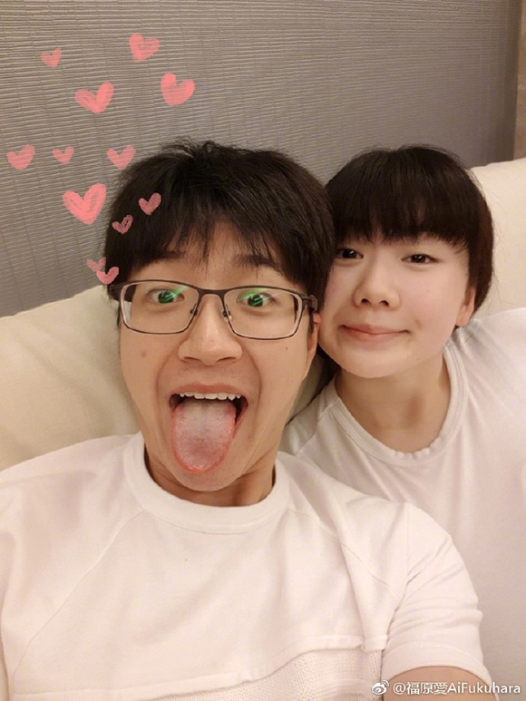 江宏杰做鬼脸