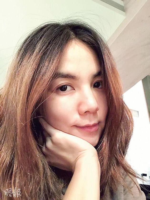 Ella产子后正在休息，稍后才会上载母子照片跟大家分享喜悦。