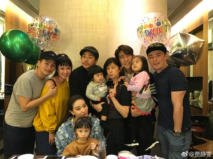 欧弟霍建华现身修杰楷生日聚会