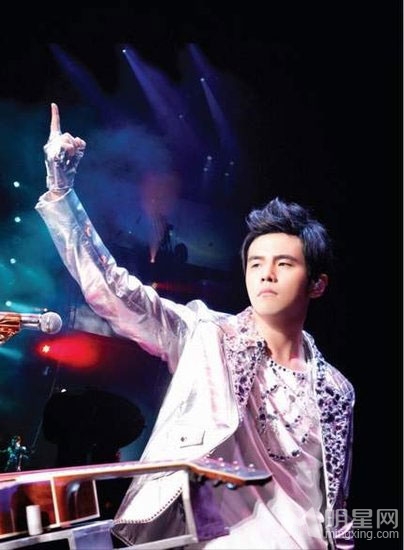 周杰伦跨年将登江苏卫视 现场演绎新曲