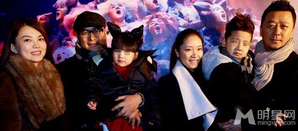 为撑音乐剧猫 郭涛李湘两家人全国福大曝光