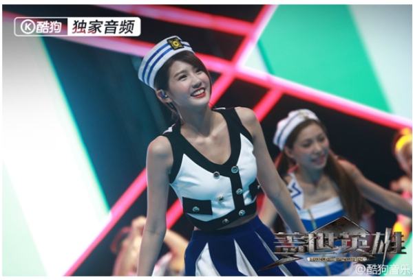 朱主爱翻唱登酷音乐流行榜 19岁女孩上演“不服来战”