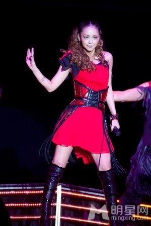 安室奈美惠出道满20年  9月巡回开演