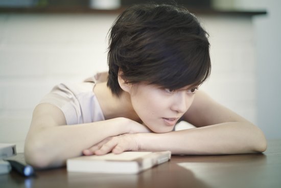 梁咏琪婚后首张大碟蝴蝶吻清爽来袭