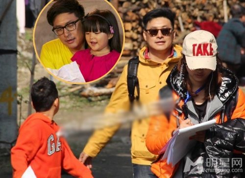 爸爸去哪儿宝贝互换？cindy牵手男神林志颖
