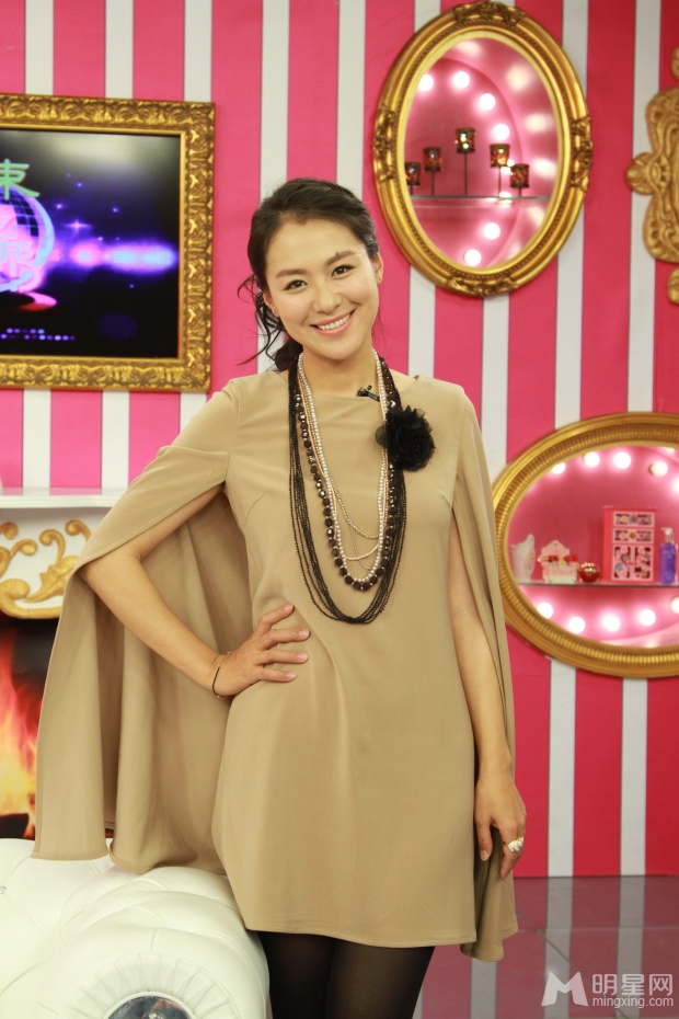 沈傲君《今夜女人帮》扮萌 产后保养秘诀大公开