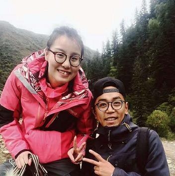 傅园慧野外扒皮吃肉喝蛇血 洪荒之力爆发