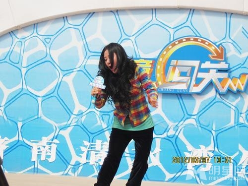 音乐达人潘虹樾英勇闯关 霸气过关