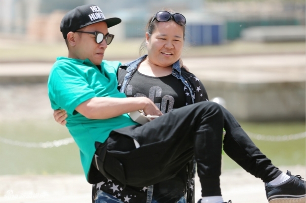 《来吧，兄弟》陈小春撩妹不成反被抱