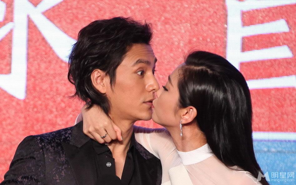 钟馗伏魔首映礼李冰冰强吻陈坤_图-3