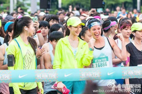 张钧甯2014年Nike路跑大秀长腿蜂腰_图-27