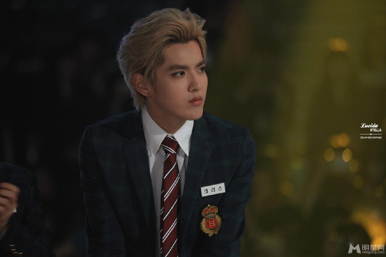 2013melonmusicawards颁奖典礼吴亦凡率领EXO兄弟帅气亮相_图-5