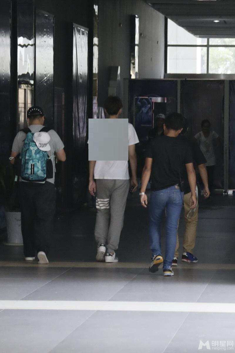 《爵迹》开拍吴亦凡陈伟霆李治廷王源严屹宽纷纷赴约_图-13