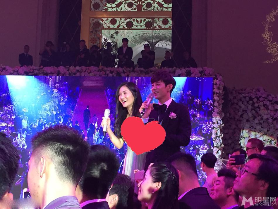 黄晓明杨颖婚礼内场布置超奢华亲吻掀高潮_图-20