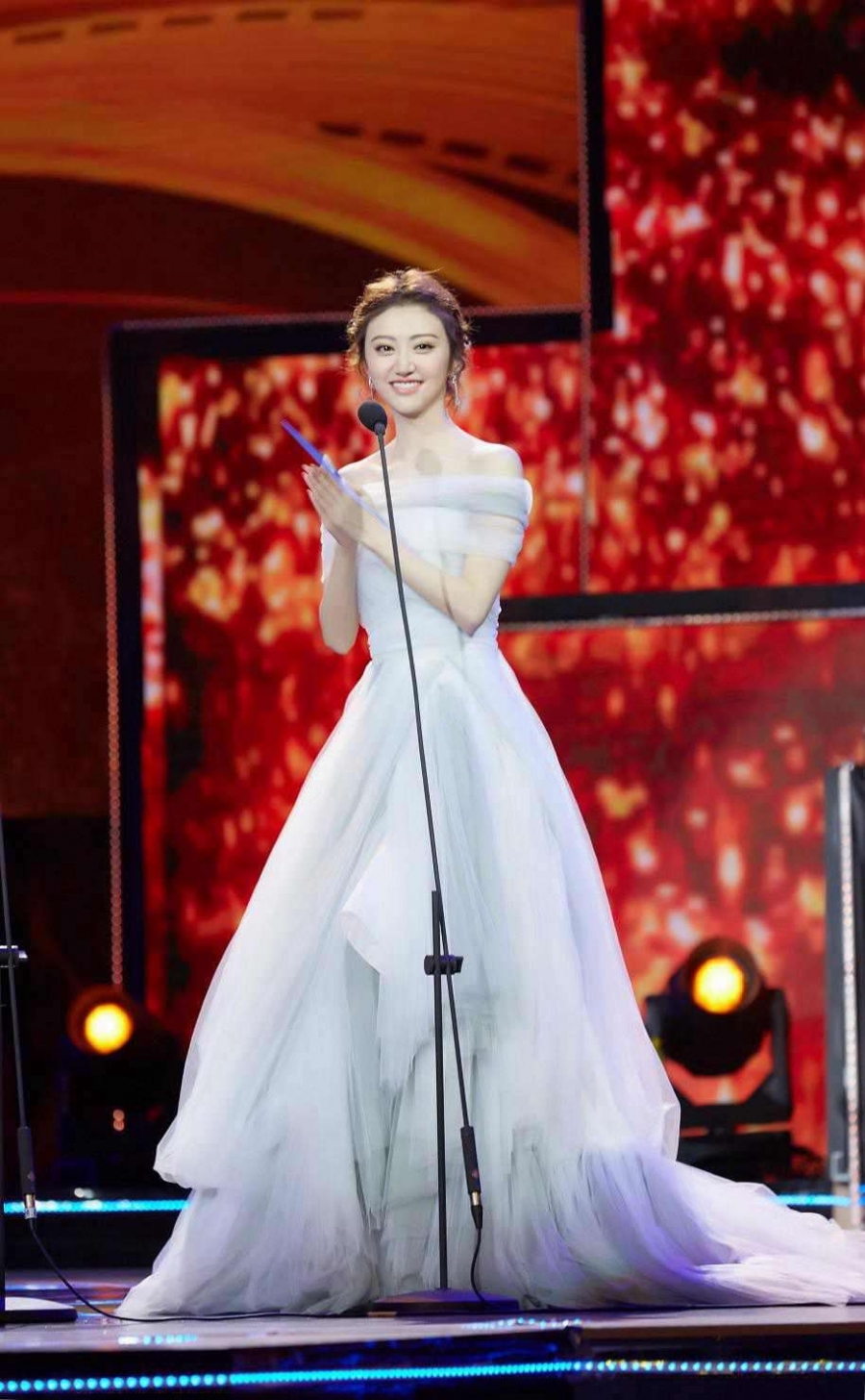 景甜亮相电影节仿若童话里走出来的小仙女_图-6
