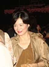 林青霞惊现双下巴网友调侃美人迟暮