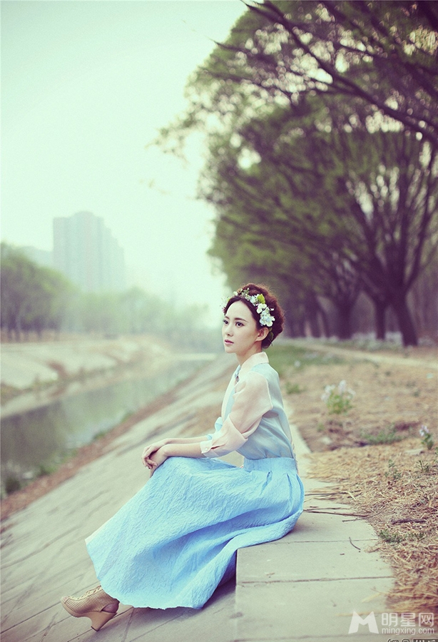 刘萌萌梦幻写真花仙子造型清新_图-3