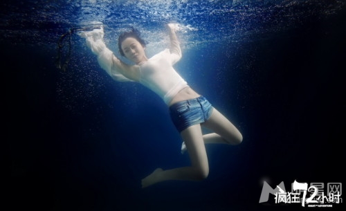 闫妮水下性感大片深海肉搏男星_图-5