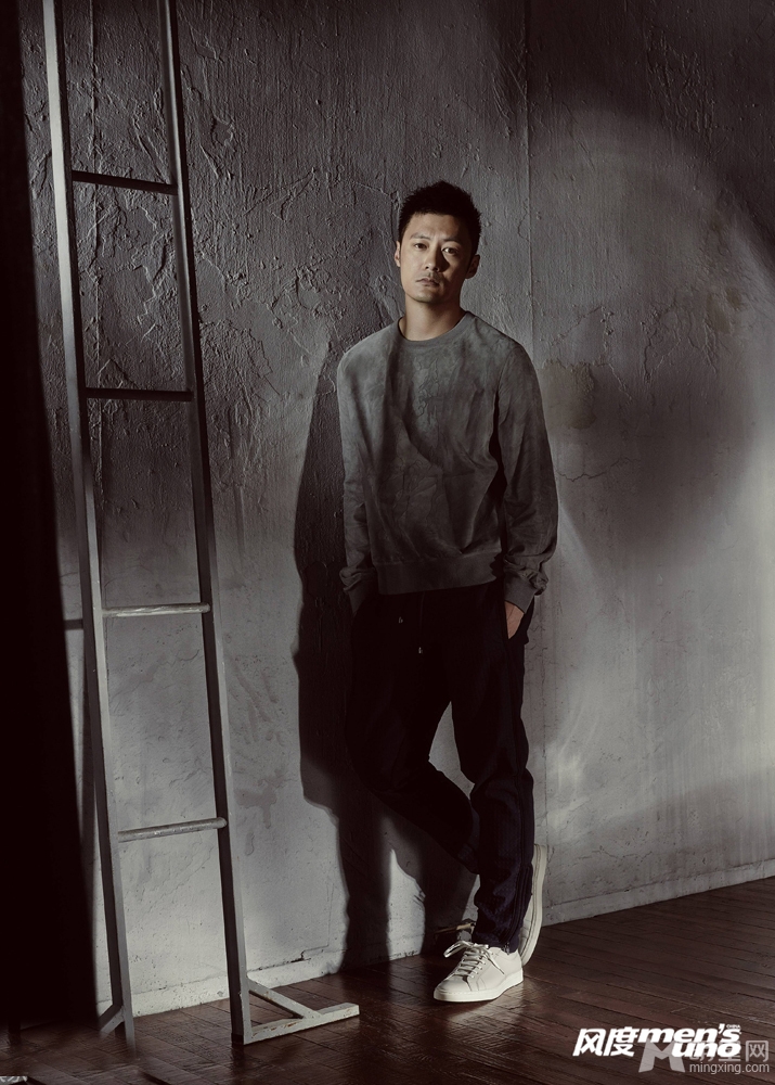 余文乐硬朗写真风度男人十年特刊_图-2